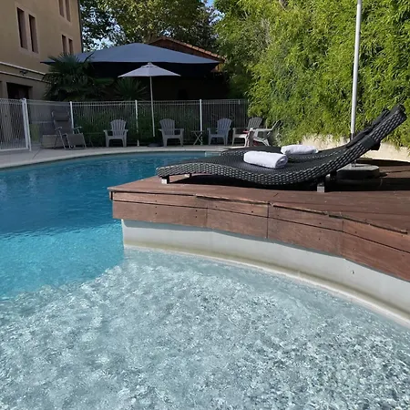 Hotel The Originals Le Clos Des Tanneurs